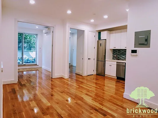 Rented by East Williamsburg Realty Inc | media 16