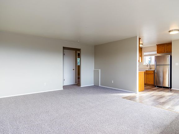 3rd image of 319 N 105th St #3