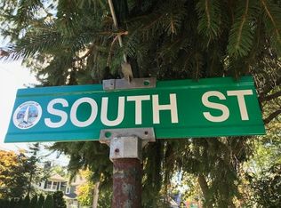 28 South St, Red Bank, NJ 07701