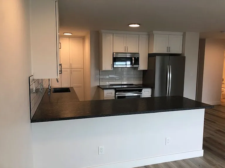 El Dorado Manor — Photo 6