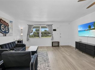 3225 E Riverside Dr, Fort Myers, FL 33916