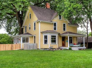 107 S Riverside Dr, Ames, IA 50010
