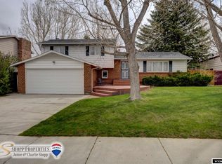 1361 Kelly Dr, Casper, WY 82609