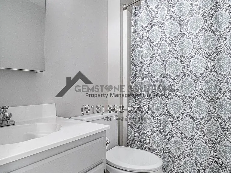 4446 Pratt Ln — Photo 12