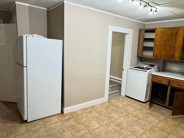 215 Notre Dame Ave #1 — Photo 5
