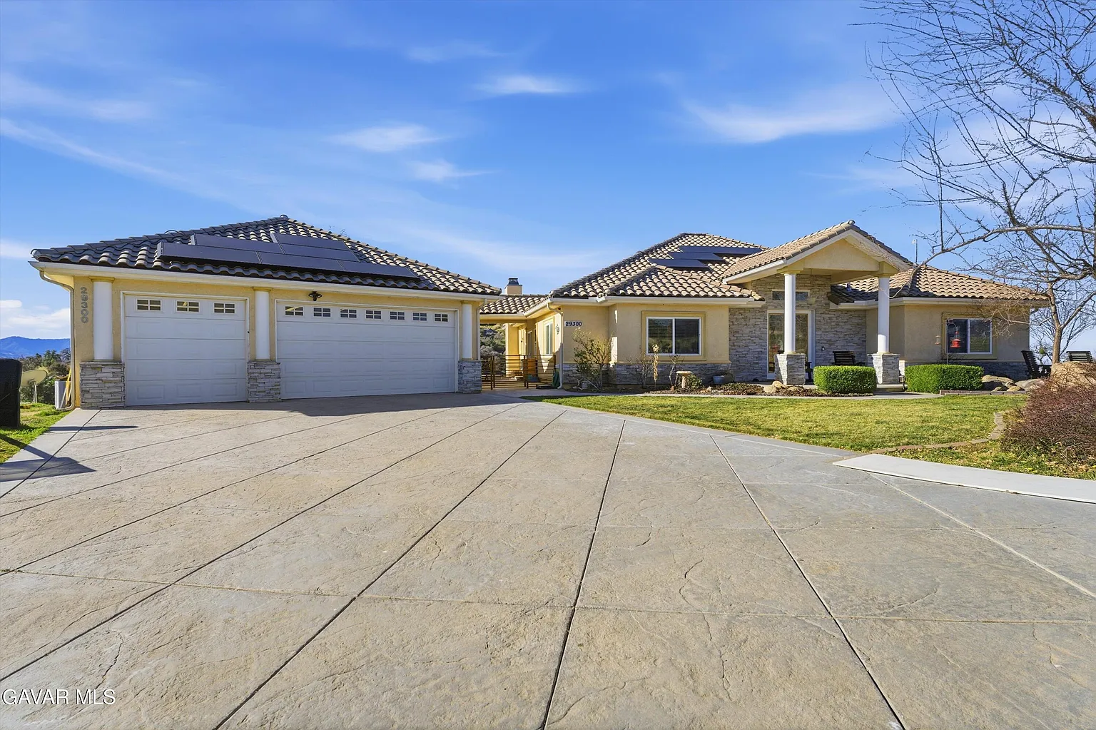 29300 Peregrine Pl photo 1