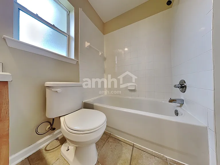 9243 Prosperity Lake Dr — Photo 16