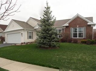 13528 Dakota Fields Dr, Huntley, IL