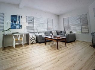 325 10th Pl, Manhattan Beach, CA 90266