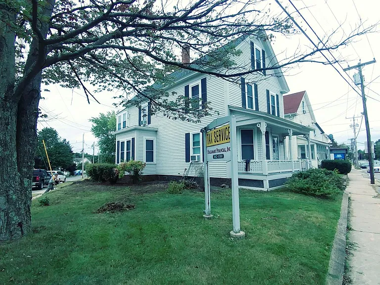 2 Broad St #1 — Photo 22