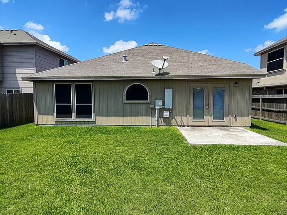 5th image of 7209 Lands End Dr