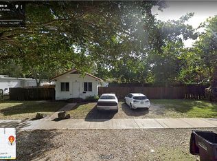 960 NE 128th St, North Miami, FL 33161