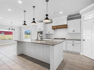 361 Bequette Ln, Centerton, AR 72719