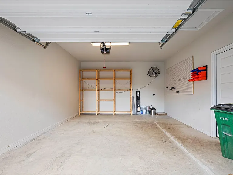 8011 Orizzonte St — Photo 24