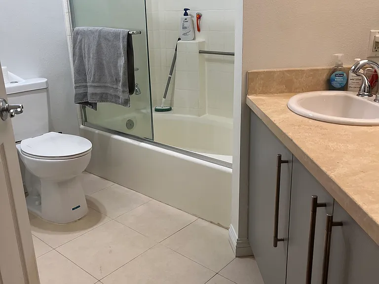 620 S Gramercy Pl — Photo 7