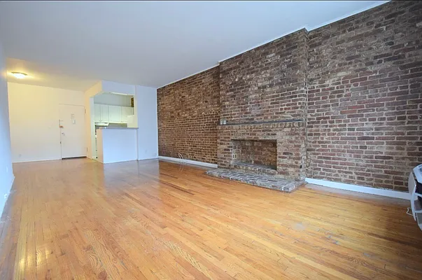 Rented by Cayenne Realty Group | media 9