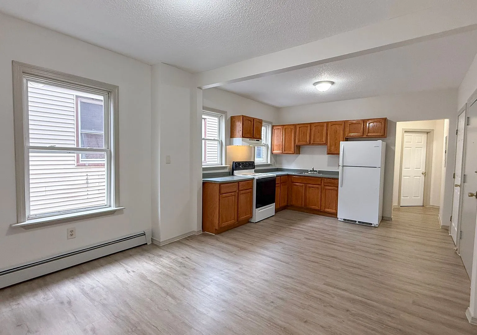 9-17 Webster St / Jess Properties, LLC — Photo 2