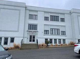 91 Stowe Ave APT 101, Milford, CT 06460