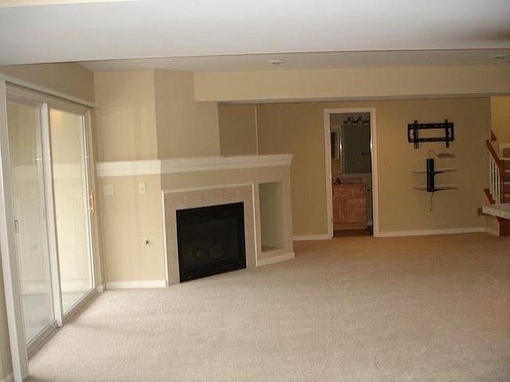 4th image of 6425 Foxtail Ln