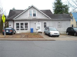 330 3rd Ave W, Hendersonville, NC 28739