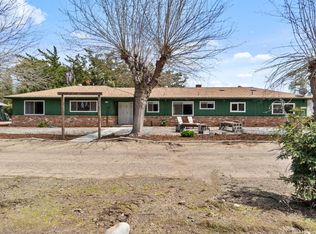 2244 Tivy Valley Rd, Sanger, CA 93657