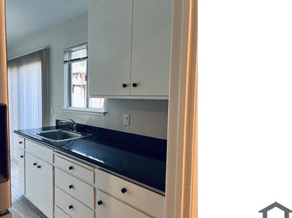 2084 Ascot Dr APT 16