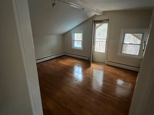 52 Smith Corner Rd #C, Newton, NH 03858