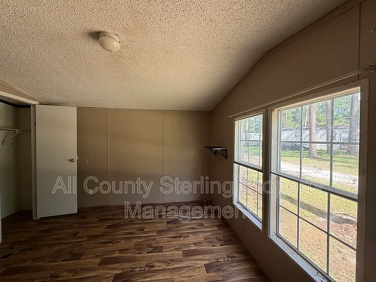 109 SW Socket Gln — Photo 8