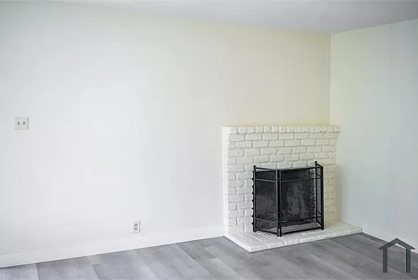 3 bed, 900 sqft, $2,300 — Photo 4