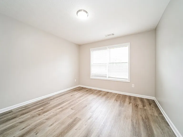 129 Makenna Dr — Photo 13