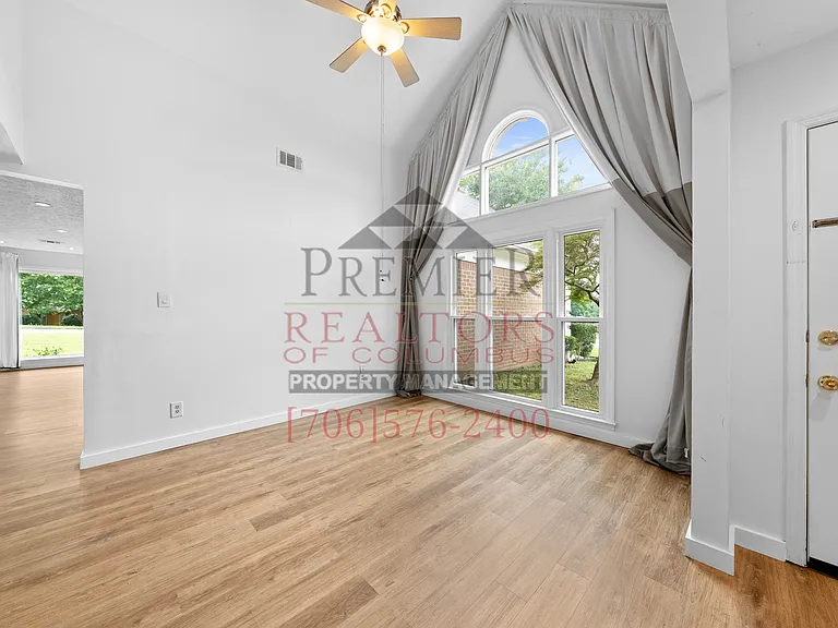 2250 Rock Springs Ct — Photo 12