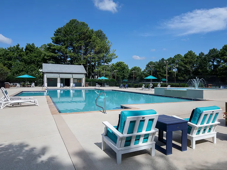 Vetra Research Park Pool