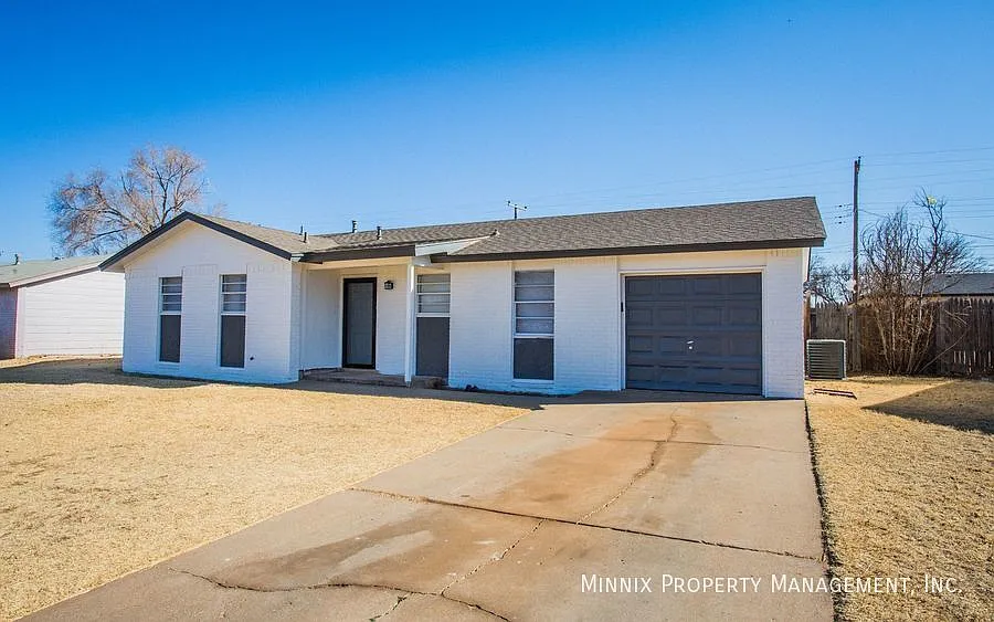 Lubbock, TX for Rent 3 bedroom 2 bathroom / 4813 6th St. — Photo 3