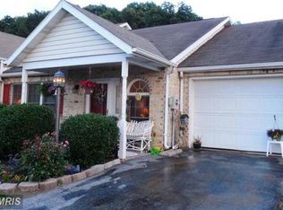 2326 Majestic Ct, Chambersburg, PA