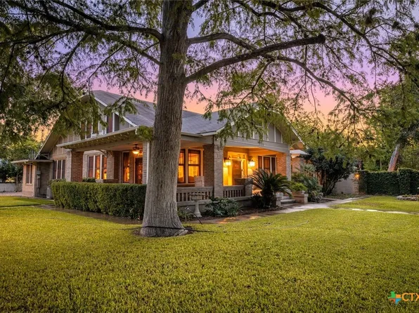 390 S Guenther Ave, New Braunfels, TX 78130
