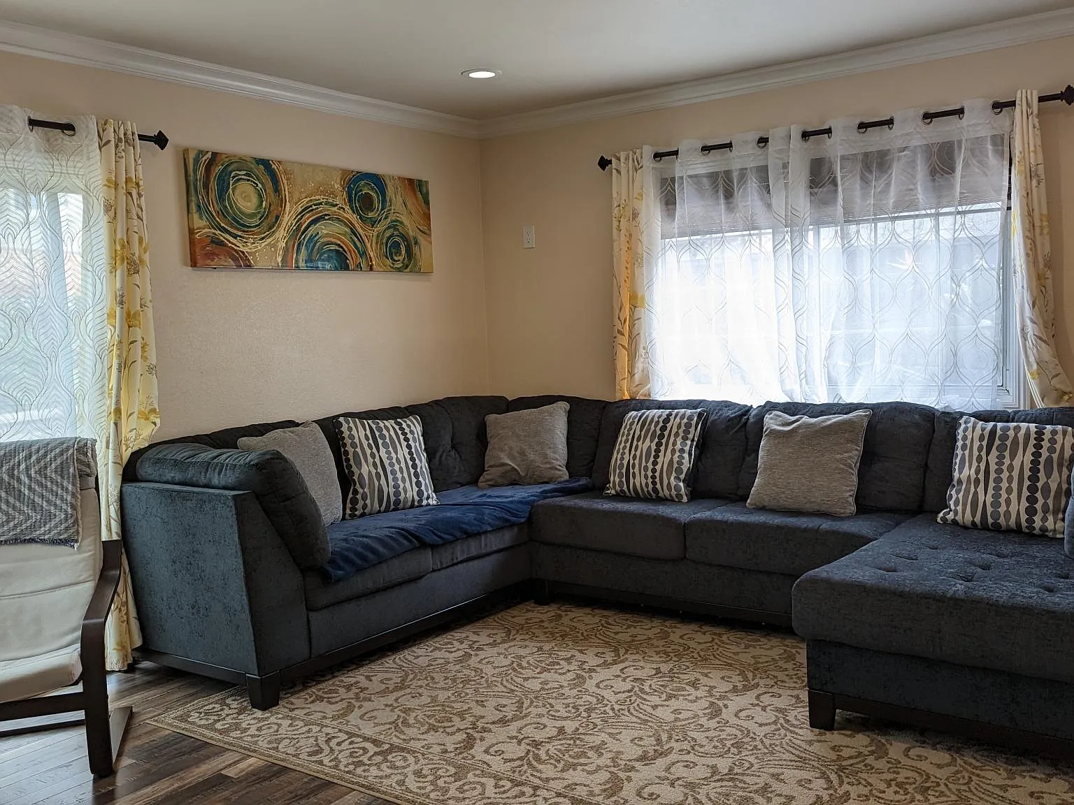 3 bed, 1452 sqft, $4,800 — Photo 4