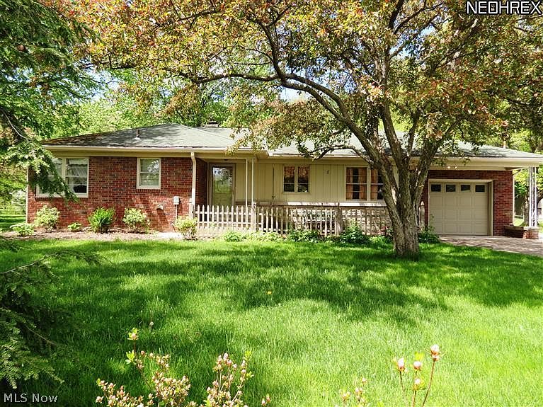 1st image of 468 Golf Dr SE