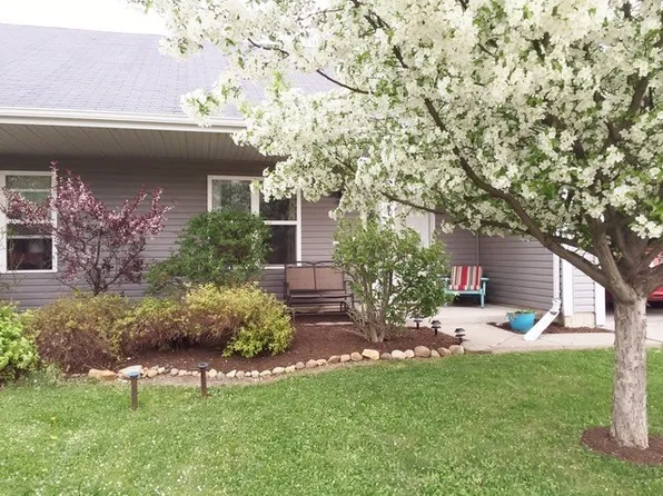 1099 Lakin Ave, Marseilles, IL 61341