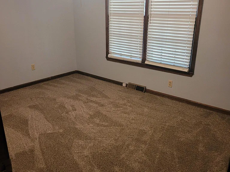 3416 S Newton Ave — Photo 18