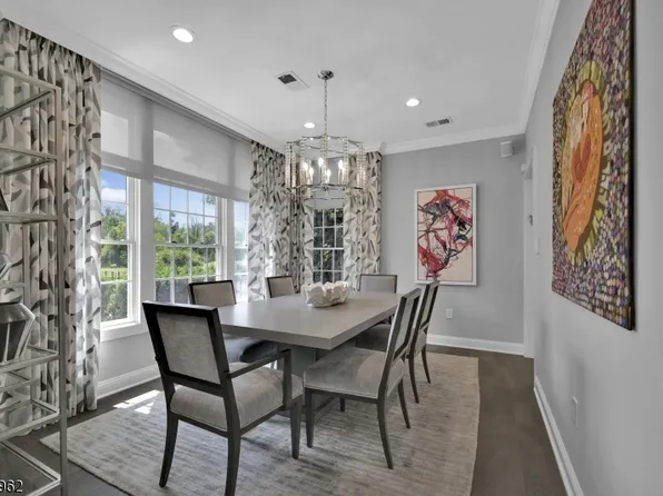 519 Regal Blvd, Livingston Twp., NJ 07039