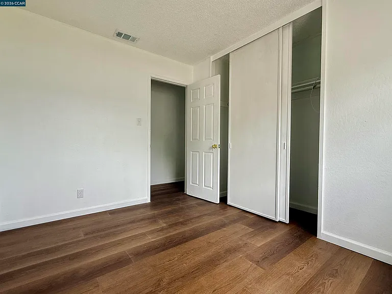 15 Lena Dr — Photo 14