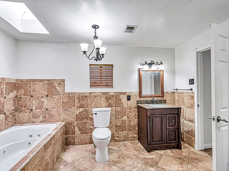 3114 S County Road 1193 — Photo 26
