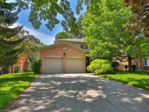 1962 Calgary Ct, Mississauga, ON L5H 4J1