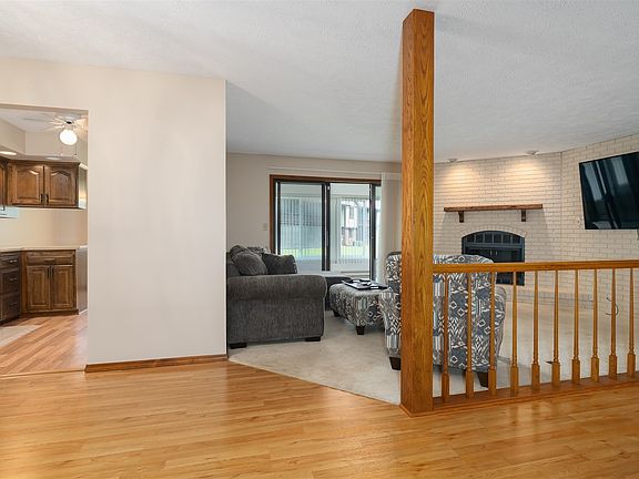 4th image of 201 Carol Ct #D-1