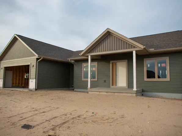 2393 Hanson PLACE W W, Sparta, WI 54656