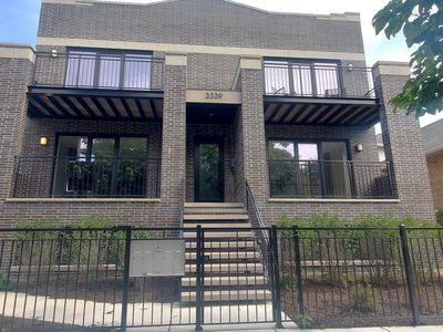 3339 N Ridgeway Ave #1N, Chicago, IL, 60618