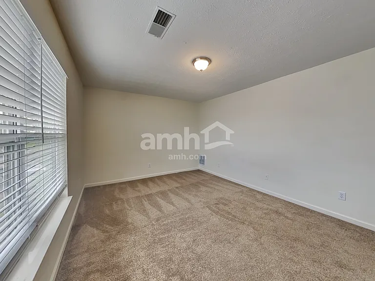 108 Sophie Dr — Photo 14