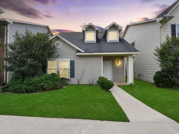 1214 Verde Trails Dr, Houston, TX 77073