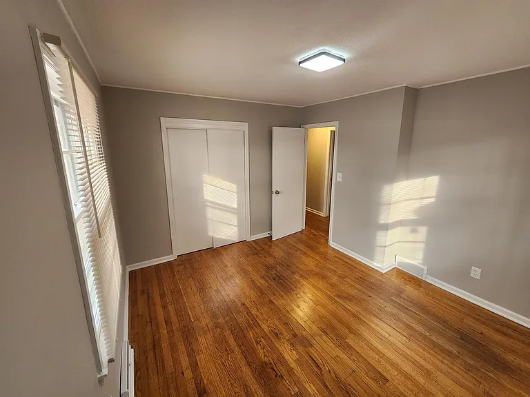 7331 Olive St — Photo 17