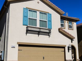 7042 N Refinement Dr, Fresno, CA